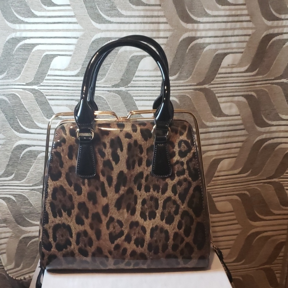 Leopard Printed - image 1